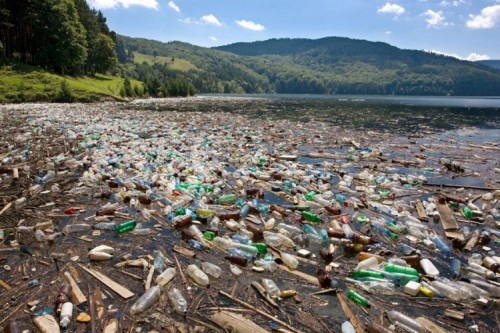 imagen de contaminación plástica