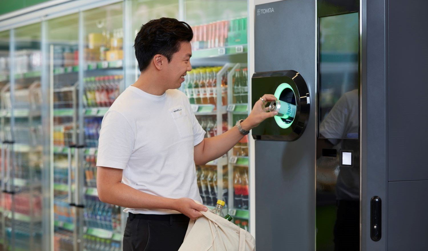 TOMRA launches “Basic Line” reverse vending machines TOMRA