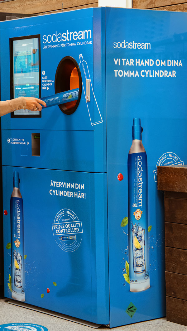 SodaStream and TOMRA partner up for CO2 cylinder returns to reverse vending  machines