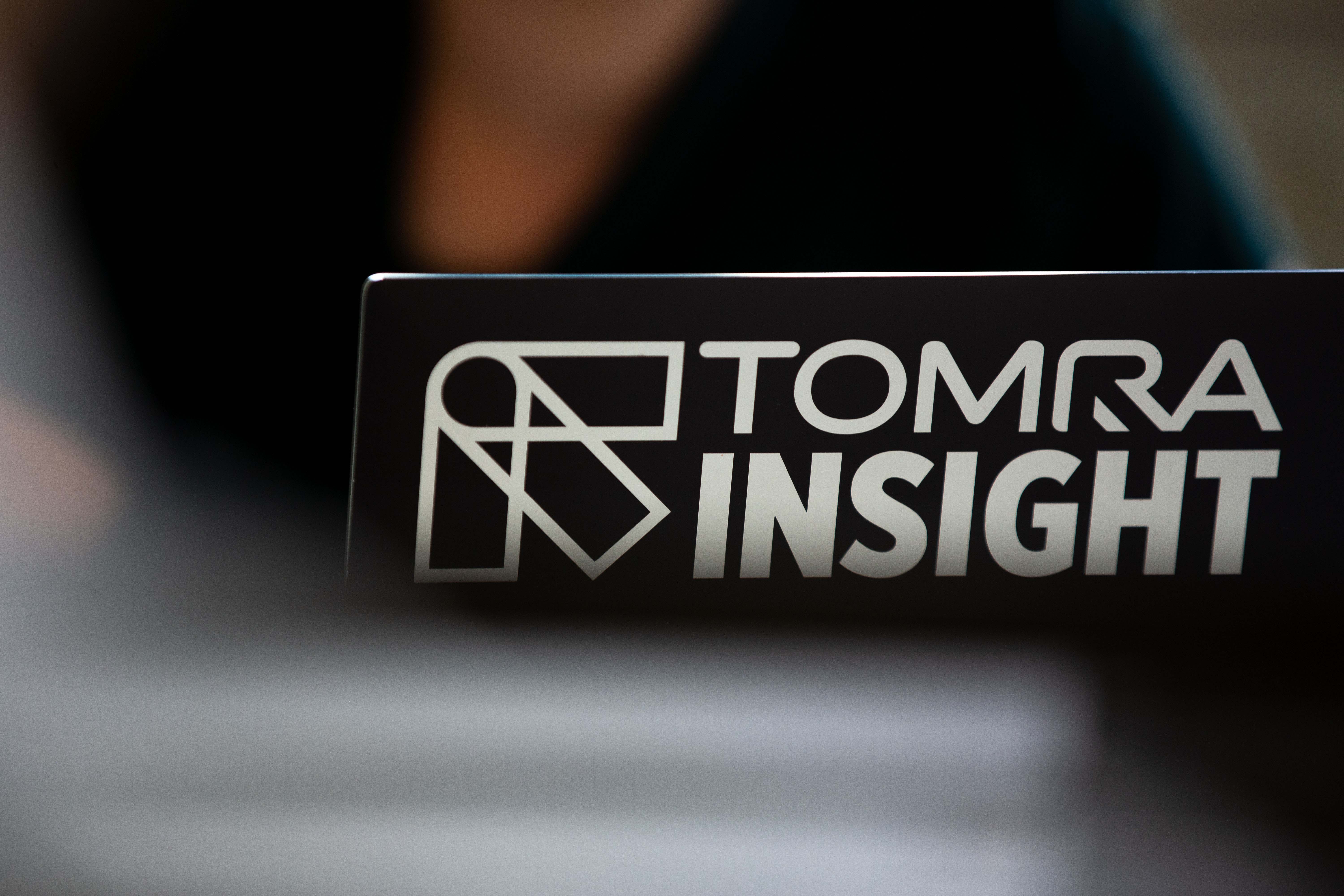 TOMRA insight logo