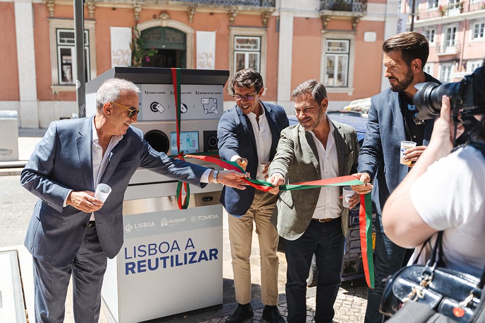 Lisbon Reusable Cup Pilot Partners officially launch the system