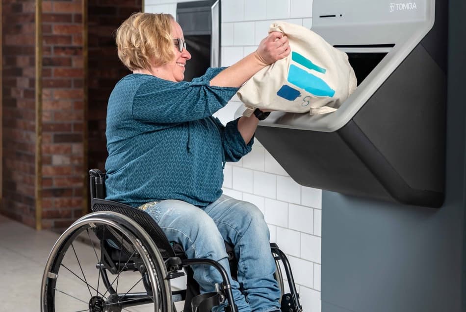 TOMRA R2 Market Tests: Enhancing Recycling Efficiency | TOMRA