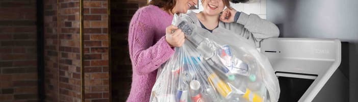 TOMRA R2 reverse vending machine | TOMRA