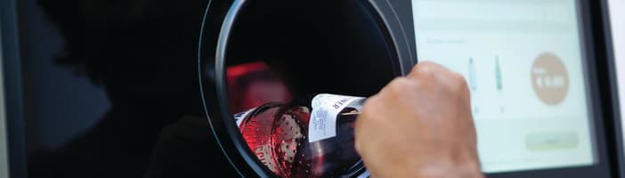 TOMRA RollPac reverse vending machine | TOMRA