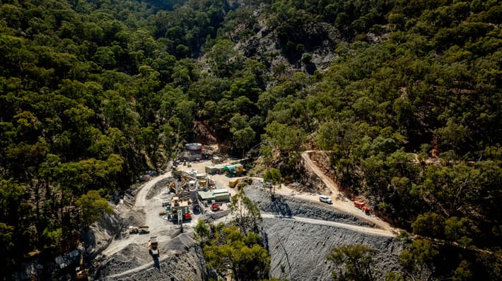 Vetex Gold Mine Australia overlook shot 1