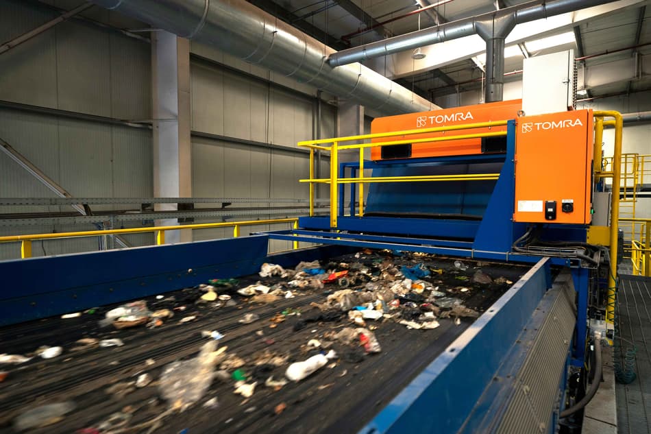 TOMRA Technology at UAE's First Automated Sorting Plant | TOMRA