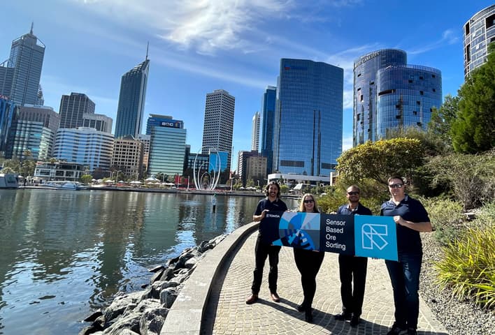 TOMRA Mining team new office in Perth