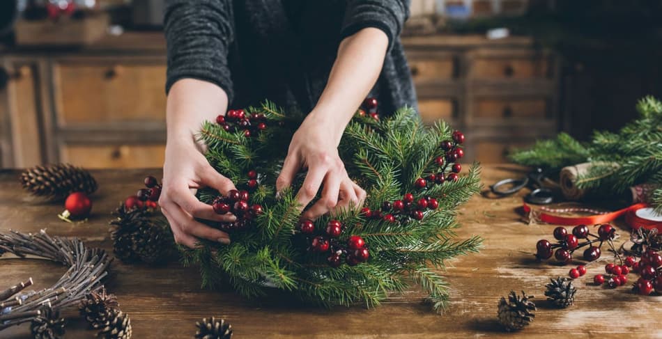 Creating green Christmas decoration