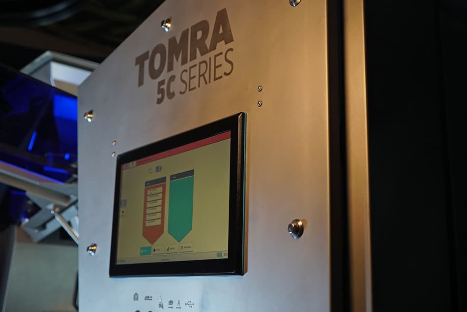 TOMRA 5C sorting machine