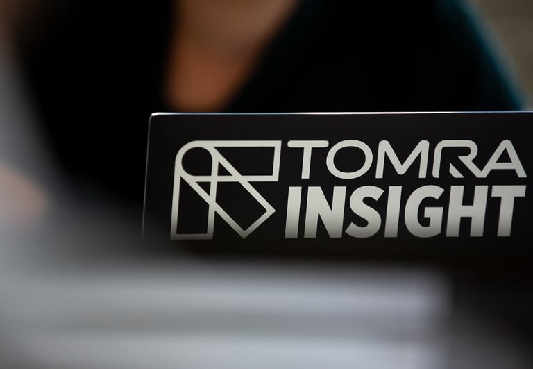 TOMRA Insight Logo on a Laptop